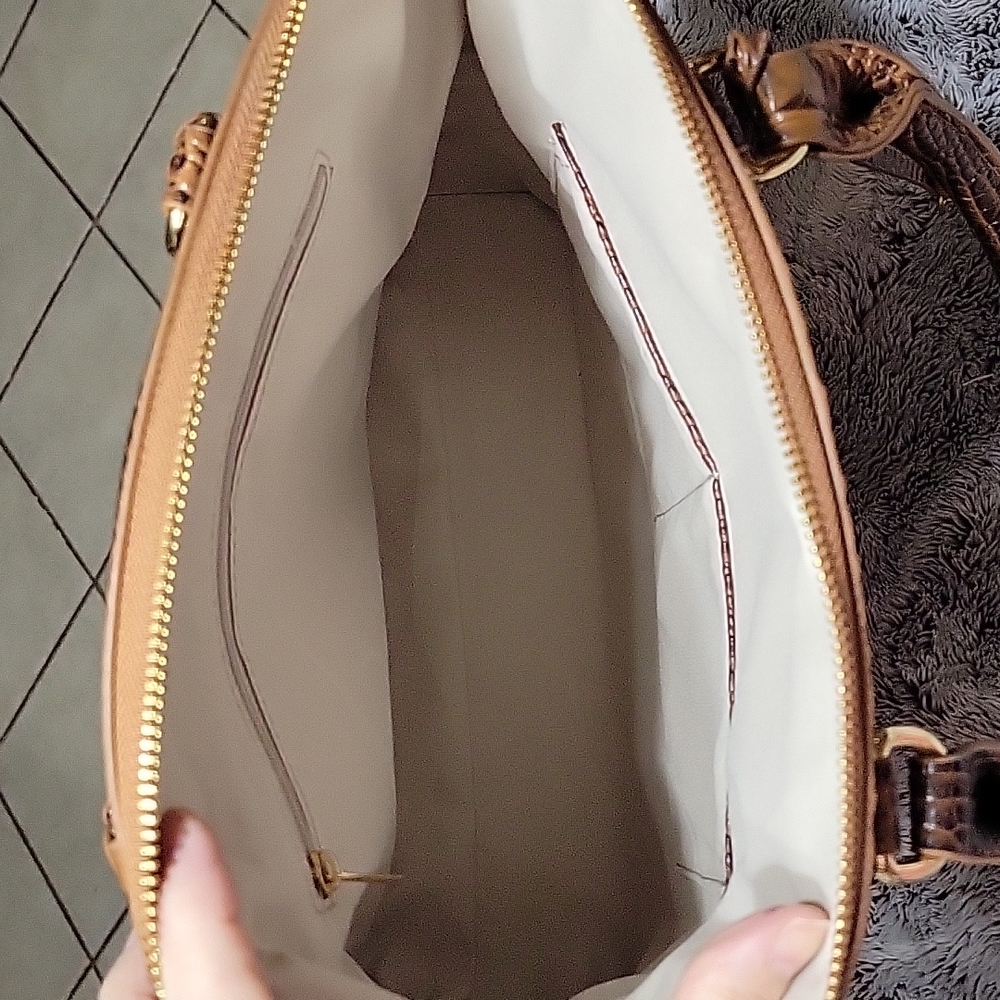Source Unknown Brown Croc-Embossed Leather Shoulder Bag - Picture 5 of 9